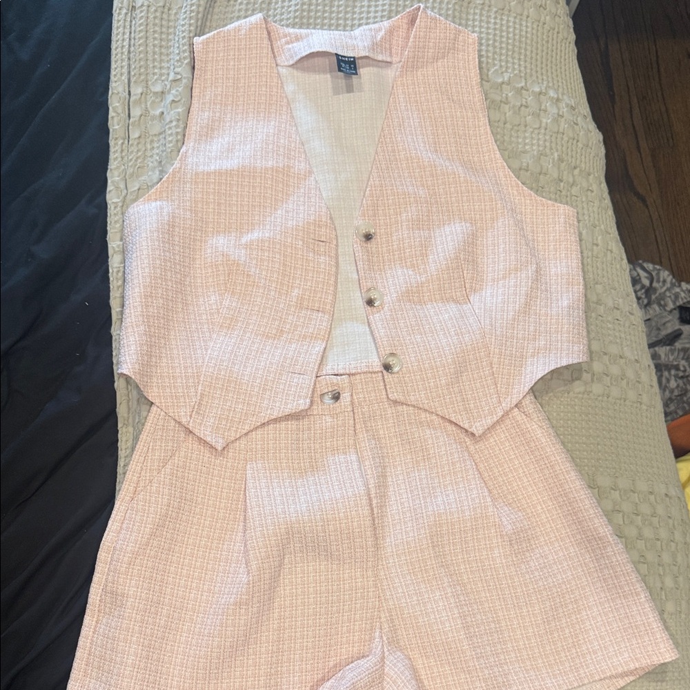 SHEIN Light Pink Textured Fabric